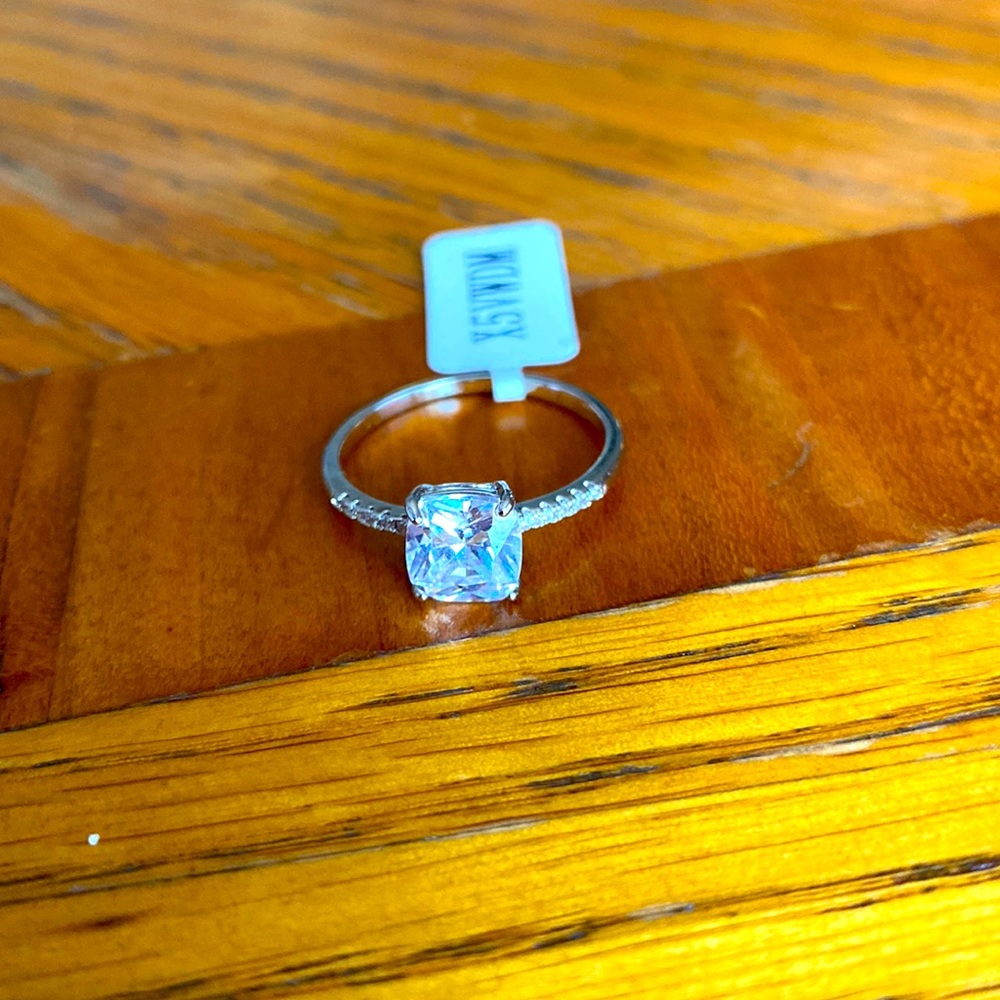 Charmed Aroma Ring. Size 8